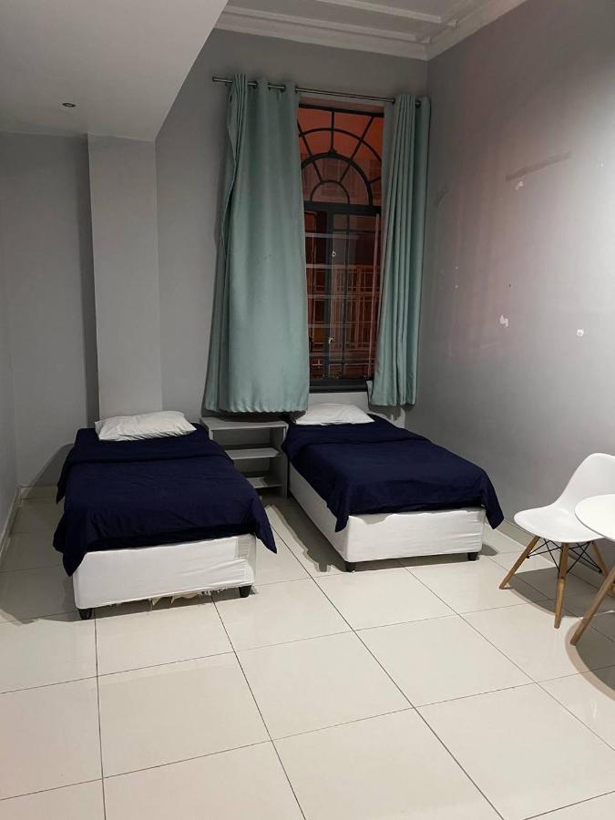 Ikhaya Hotel Fokváros Kültér fotó